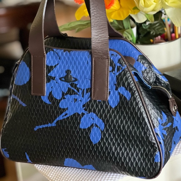 Vevienne Westwood bag baller - Picture 12 of 16